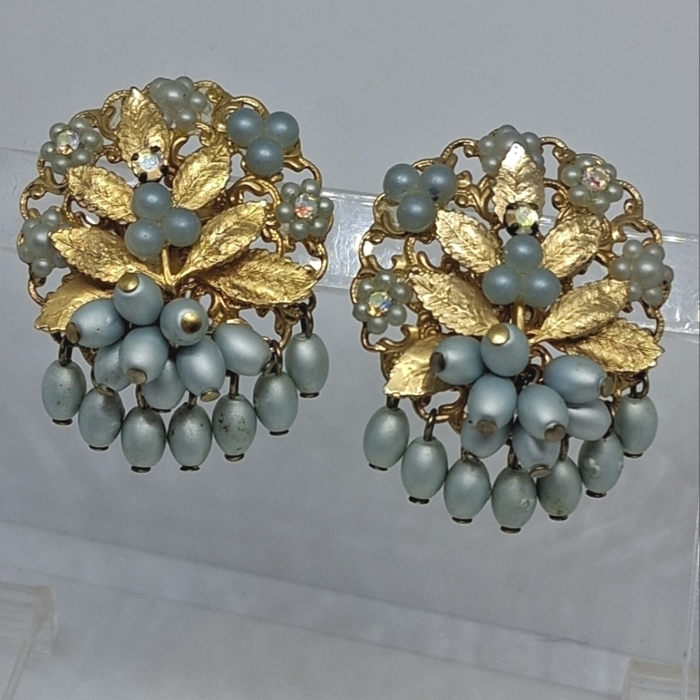 * Vintage Ornate Filagree Back Blue Floral Clip On Earrings